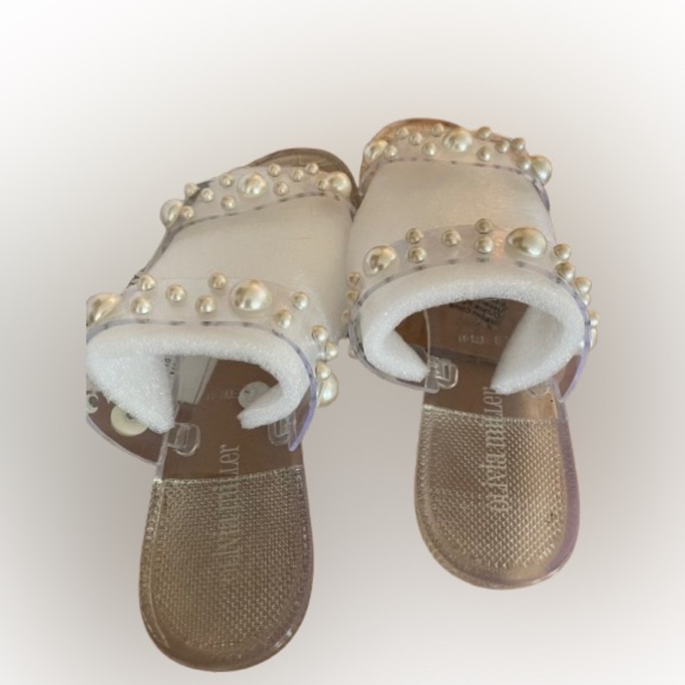 Olivia Miller, 2 clear, size 10. S a l e, $23 plus shipping!​​